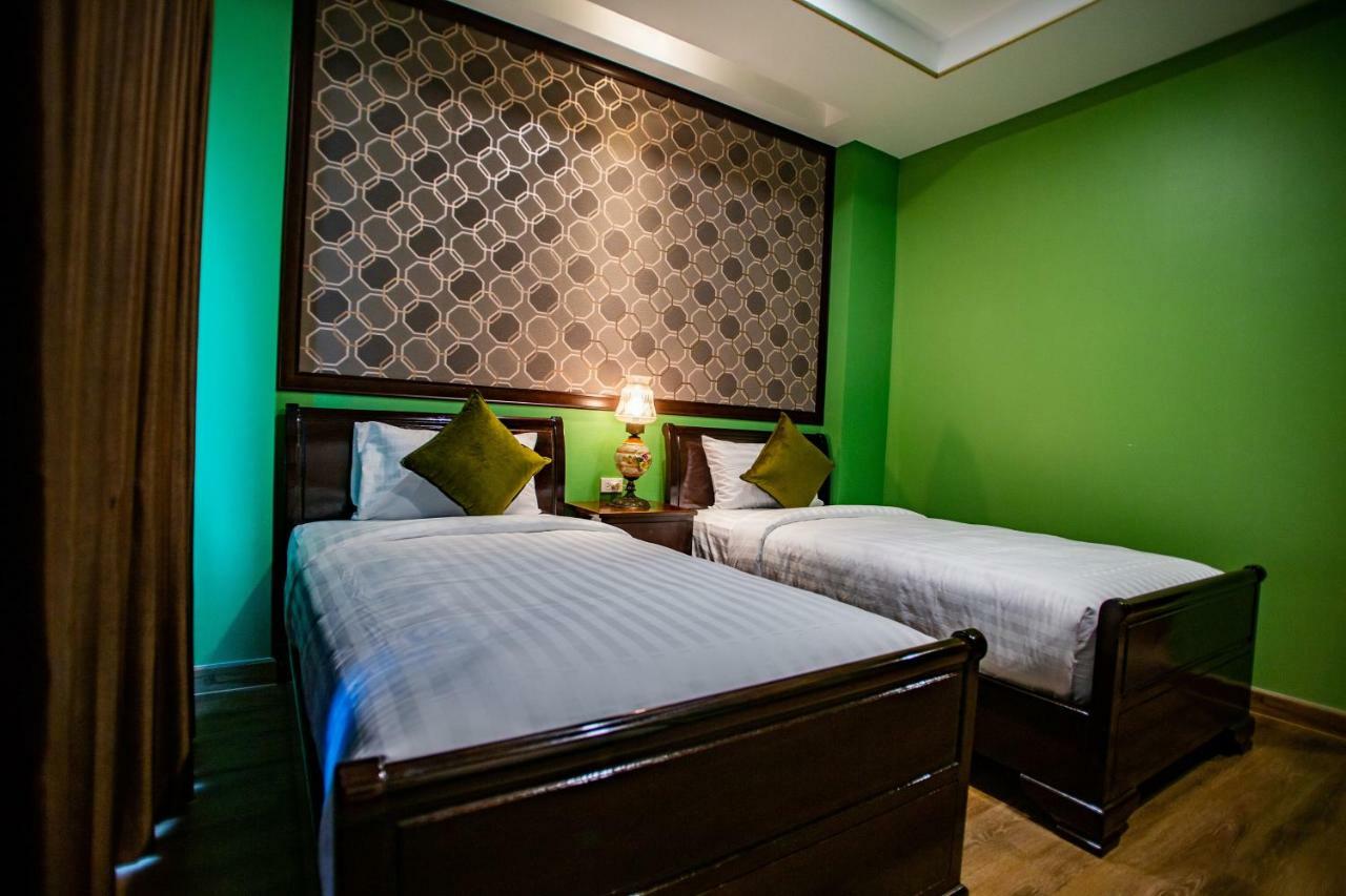 Hotel Chunlee Grand Korat à Nakhon Ratchasima Extérieur photo