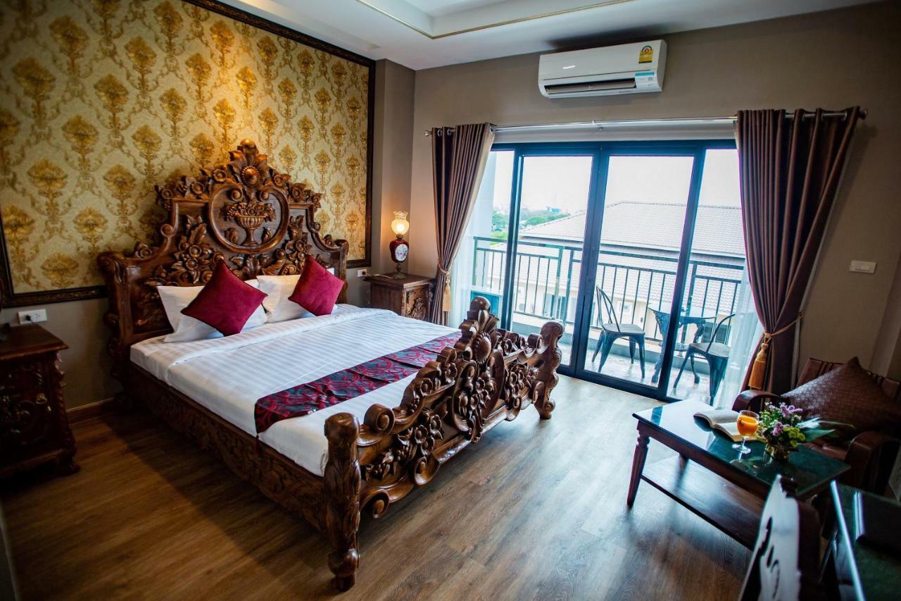 Hotel Chunlee Grand Korat à Nakhon Ratchasima Extérieur photo