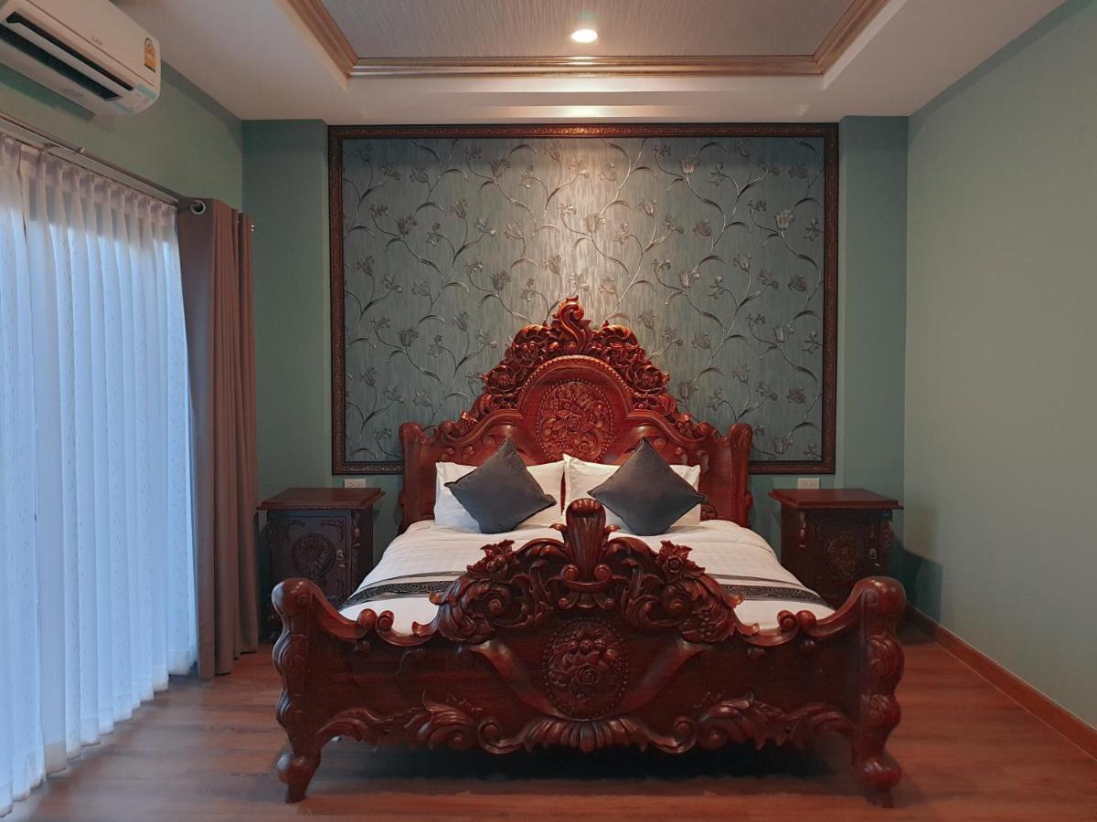Hotel Chunlee Grand Korat à Nakhon Ratchasima Extérieur photo